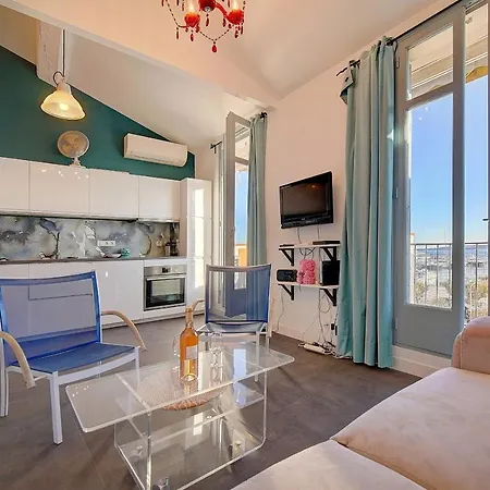 Lejlighed Exceptionnel 3 Pieces Avec Terrasse Vue Sur Vieux Port Centre L! A2b195 Cannes